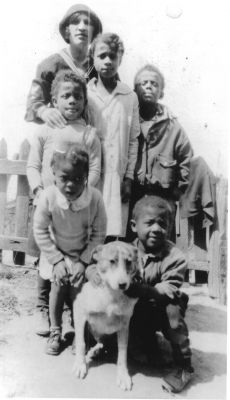 Faye Nicholas' Siblings, ca 1930
Siblings of Fay Nicholas, ca. 1930. From top: Roberta Jordan Hutchins, Mariam Jordan, Edward Jordan Jr. (right), Isaac W. Jordan, Roberta Miller, Warner Russell Jordan. Courtesy of Fay Nicholas.
